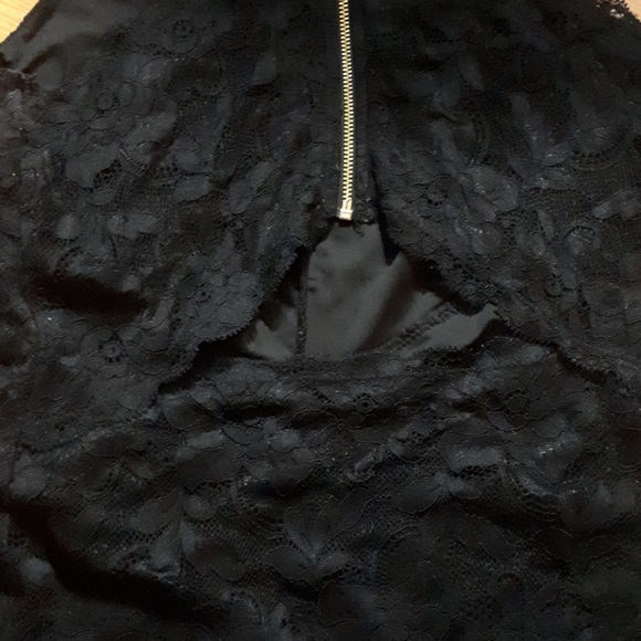 Guess black dress - Picture 3 of 3